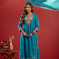 Juniper Turquoise Floral Embroidered Kurta Set With Scallop Dupatta