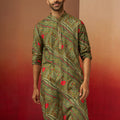 Vastramay Men Green Pure Muslin Bandhani Print Kurta