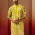 Vastramay Men Green Linen Silk Thread Embroidered Kurta