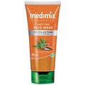 Medimix Ayurvedic Anti Tan Face Wash with Aloe Vera & Tanaka