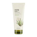 The Face Shop Herb Day 365 Master Blending Foaming Cleanser- Aloe & Green Tea - Korean Skincare