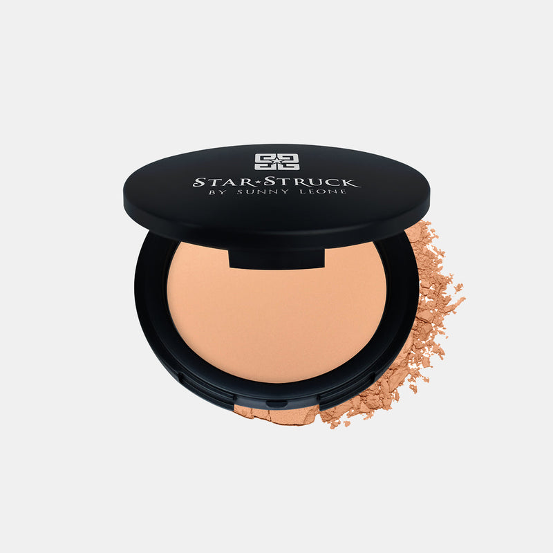 Star Struck By Sunny Leone Compact Powder - 03 Medium
