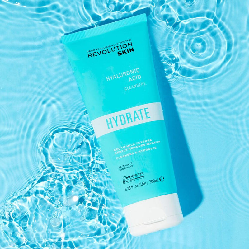 Makeup Revolution Skincare Hyaluronic Acid Cleanser