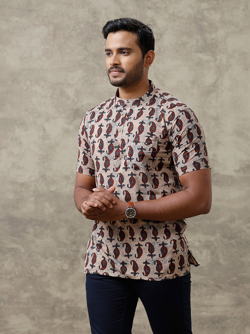 Men Cotton Short Length Printed Pocket Kurta Sandal OD35