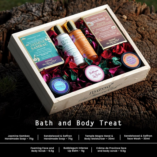Nyassa Premium Bath and Body Treats Wooden Gift Set Kit