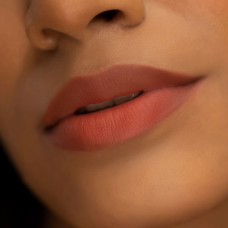 Kay Beauty By Katrina Kaif Matte Drama Long Stay Lipstick - Debut