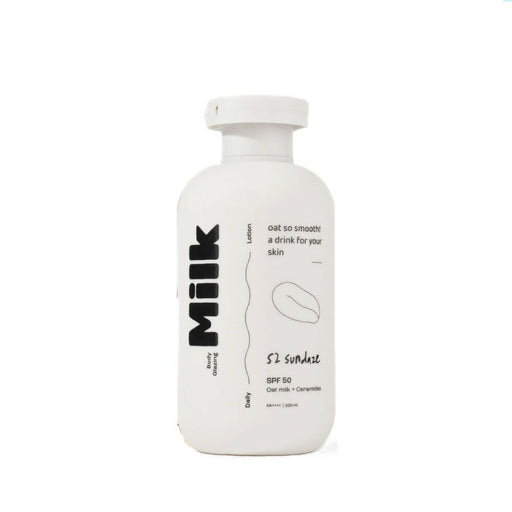 52 Sundaze SPF50 Body Glazing Milk with Oat Milk & Ceramides