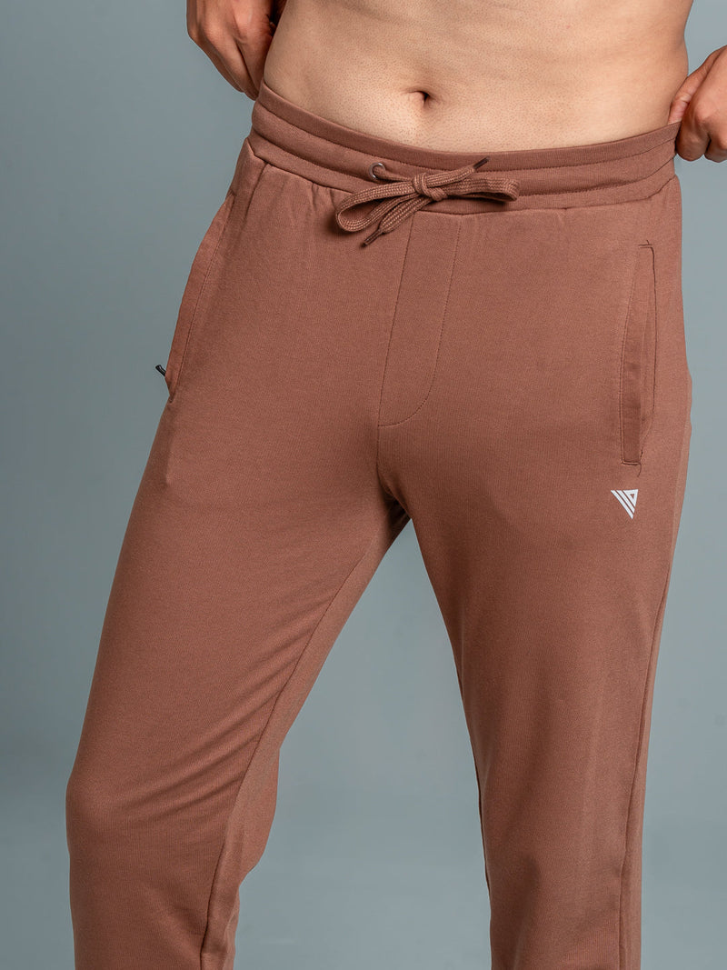 Men Combed Cotton Rich Jogger with Side Pockets Camel EJ5