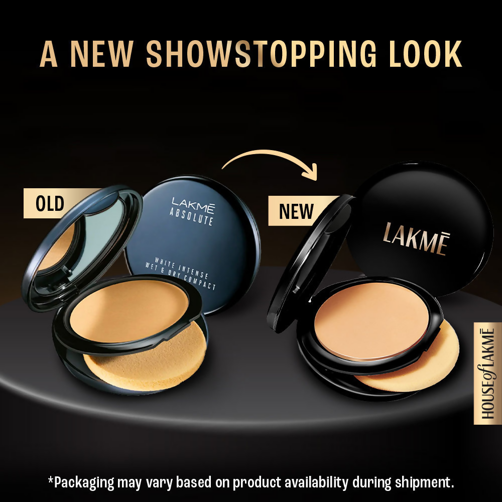 Lakme Xtraordin-Airy Compact, 2 In 1 Compact + Foundation, Lightweight, SPF17 - 06 Almond Honey