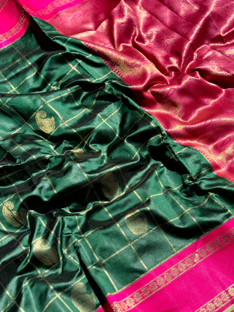 Intricate Paisley Silk Saree With Radiant Pink Pallu
