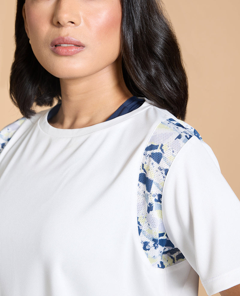 Stride Running Top and Shorts White