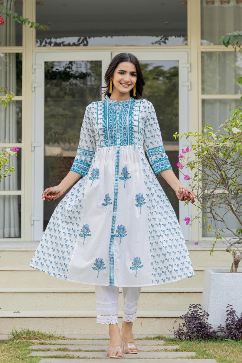 Juniper White Floral Printed Cotton Kurta With Buttons