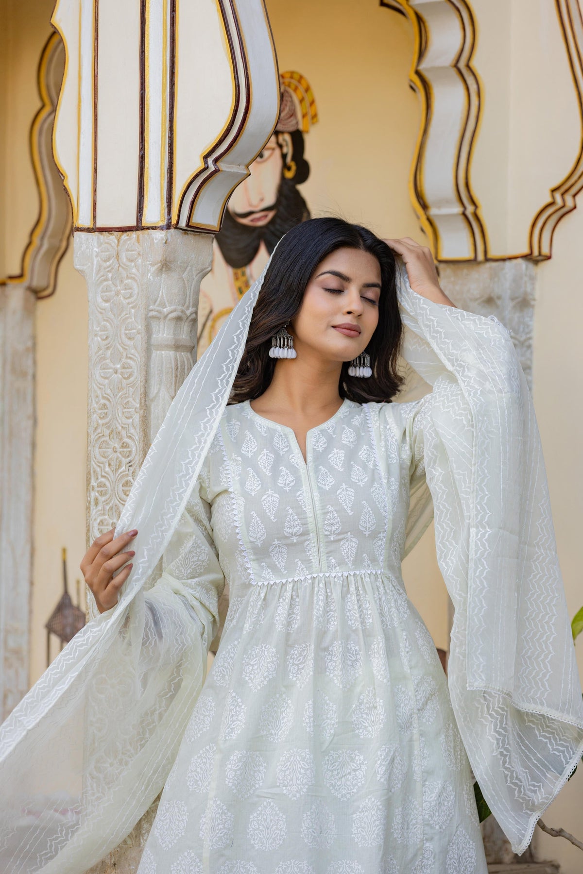 Juniper White Ethnic Motif Printed Cotton Kurta Set With Lace & Thread Work