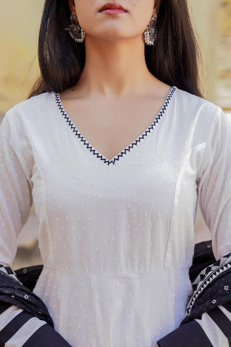 Juniper White Ethnic Motif Printed Dress & Dupatta Set With Thread Work