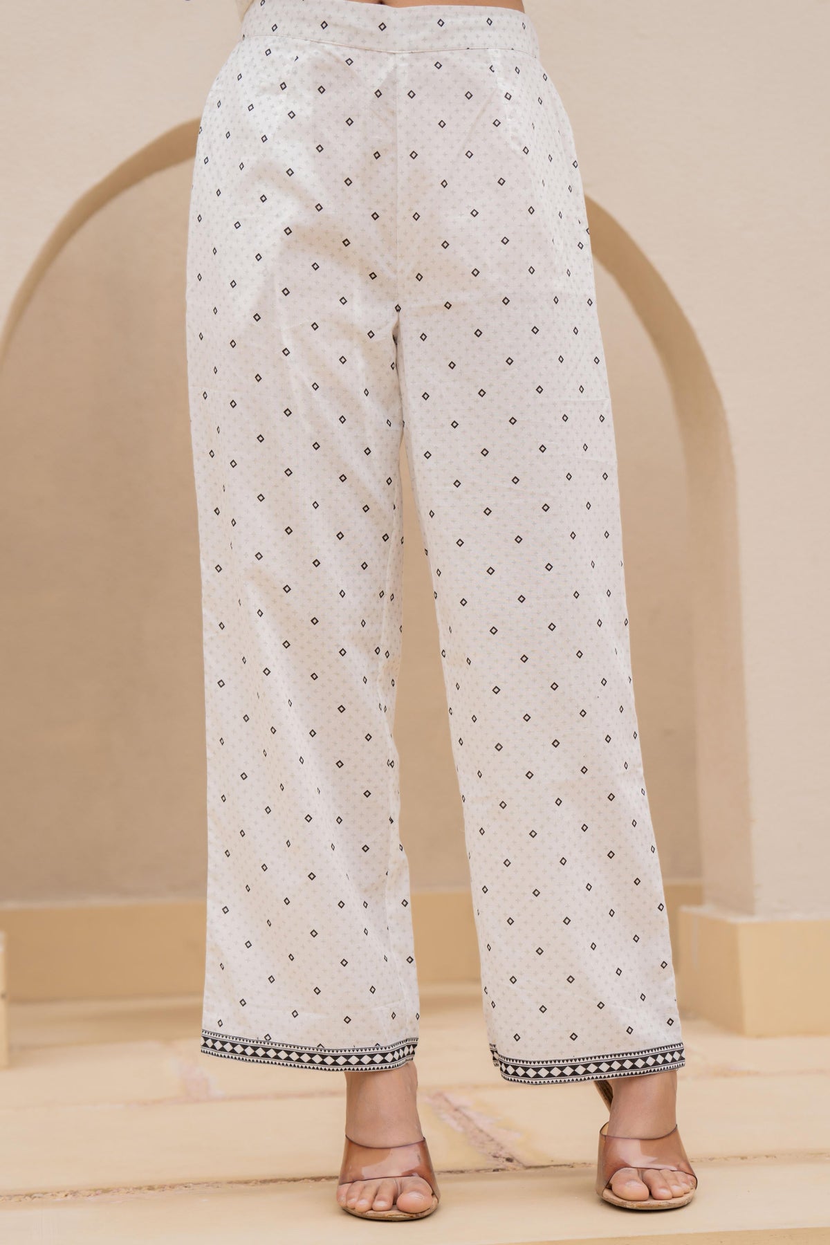 Juniper White Printed Kurta Set With Palazzo & Dupatta