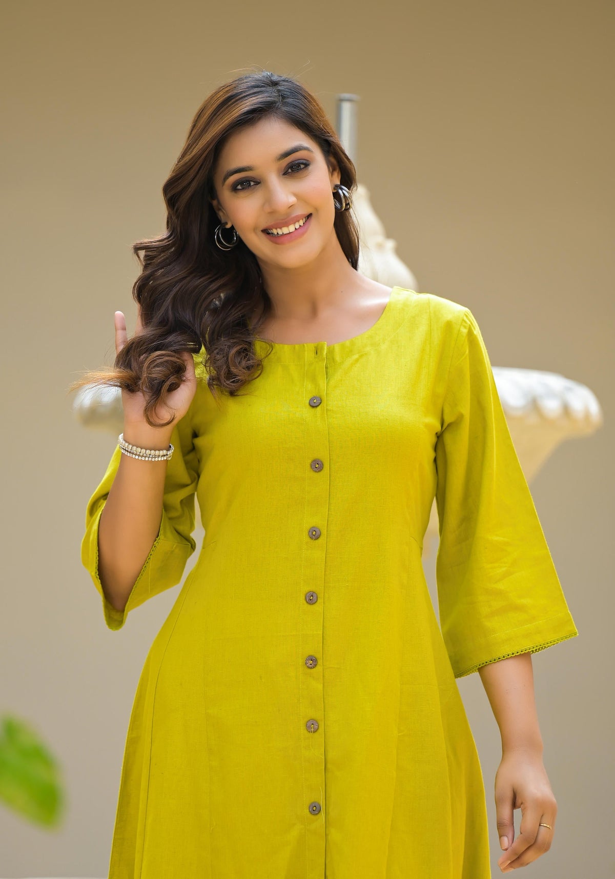 Juniper Lime Green Solid Cotton Linen Kurta With Button Closure