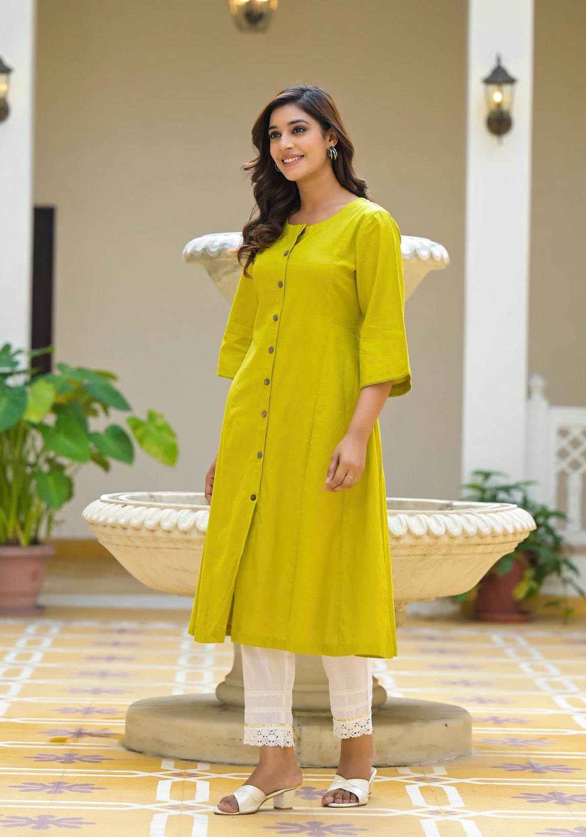 Juniper Lime Green Solid Cotton Linen Kurta With Button Closure
