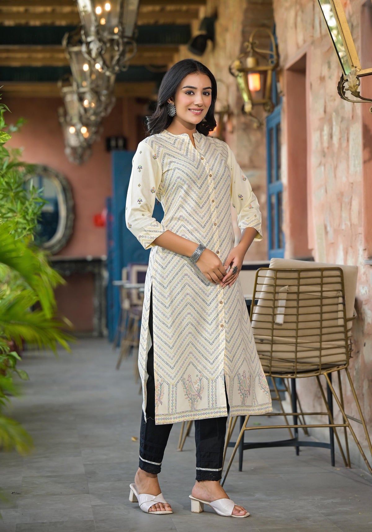 Juniper Ivory Ethnic Motif Printed Viscose Kurta With Button Closure