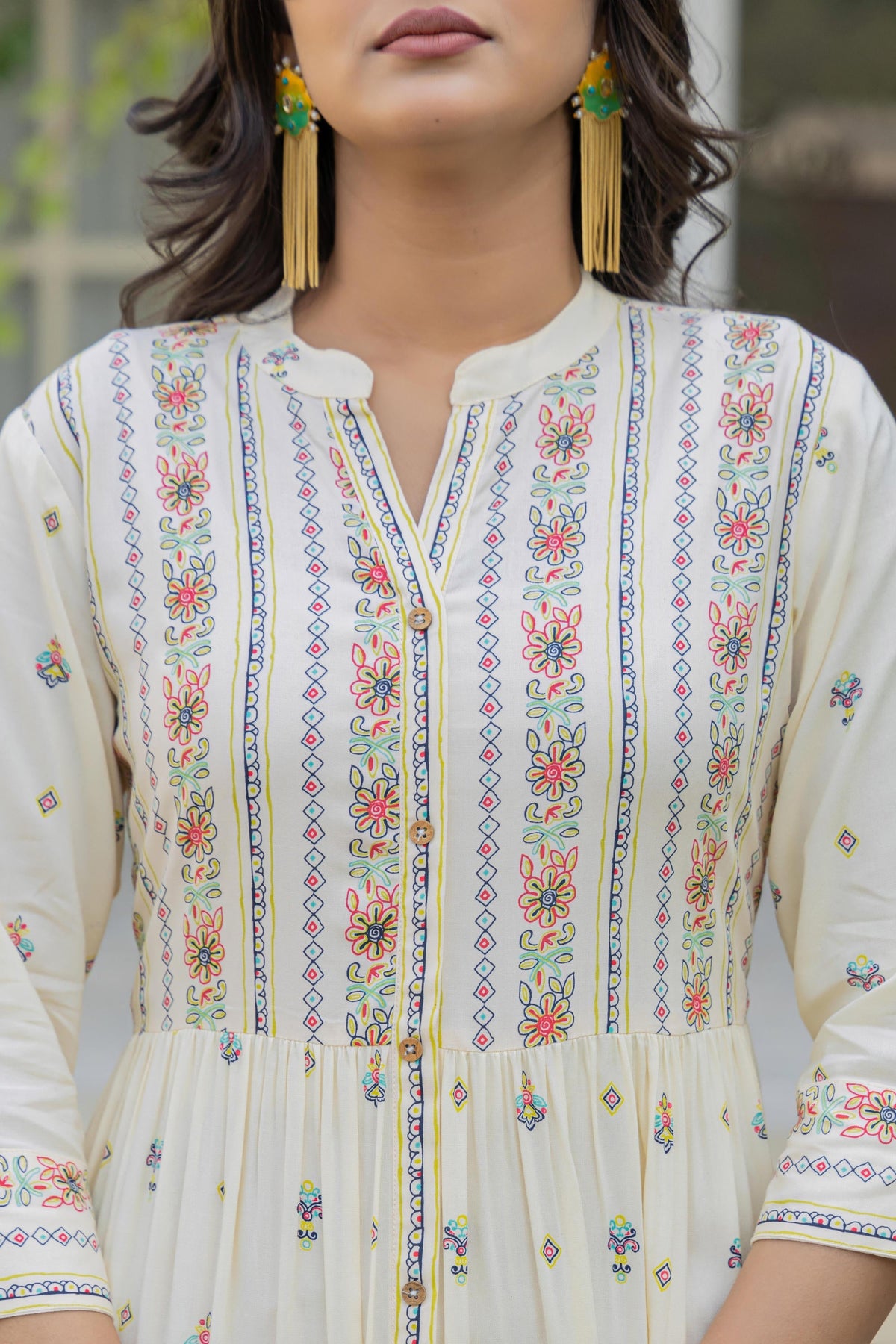 Juniper Ivory Floral Printed Cotton Kurta With Thread Work & Lace