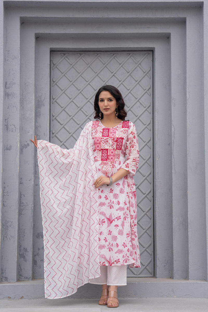 Juniper White & Pink Floral Printed Cotton Kurta Set With Thread & Mirror Work
