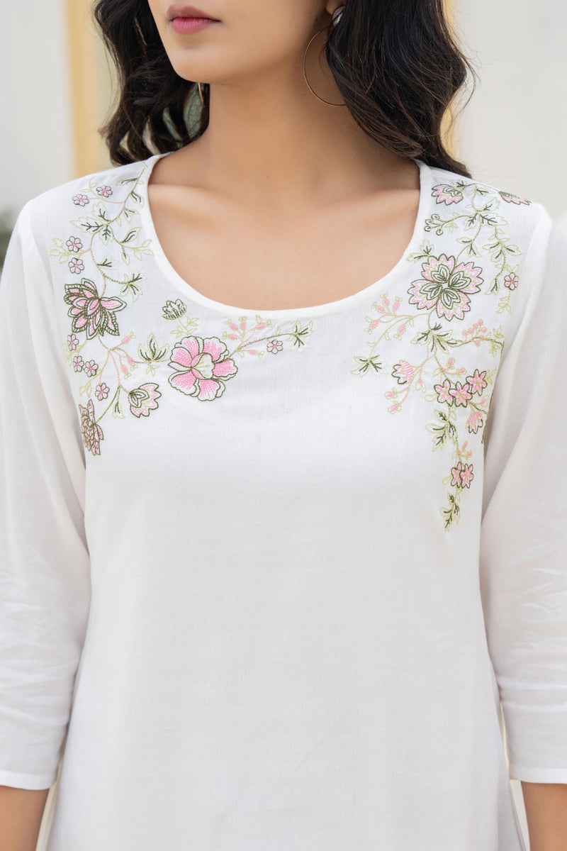 Juniper White Solid Viscose Tunic With Thread Work