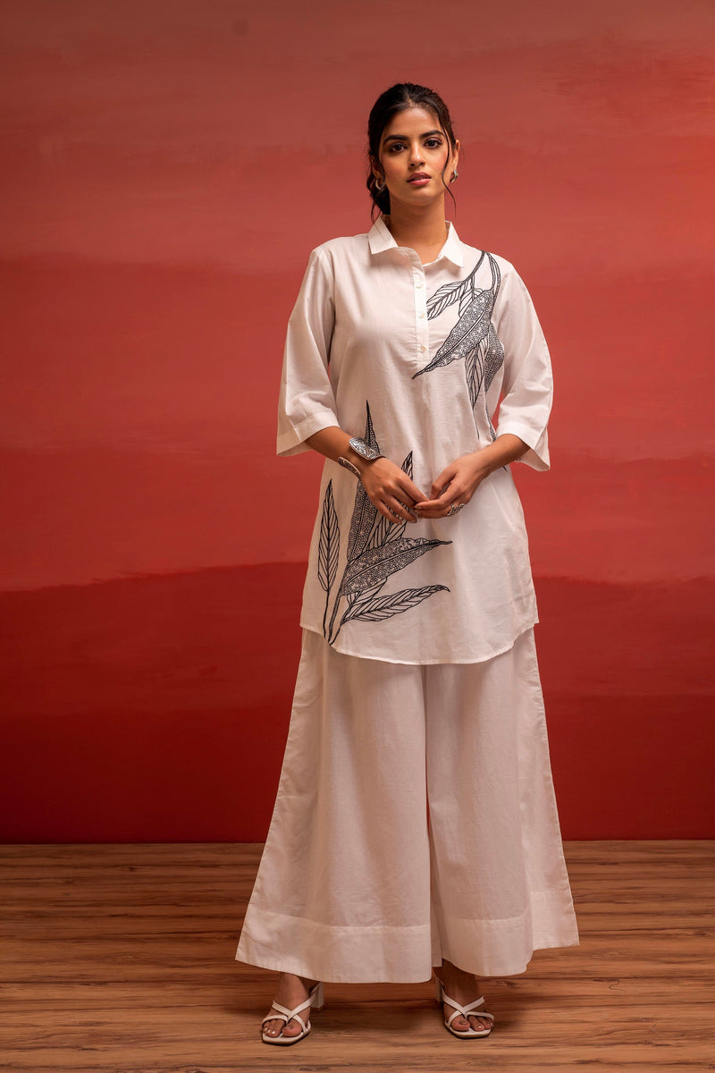 Juniper Off-White Leaf Printed Co-Ord Set With Collared Tunic & Wide-Leg Pant