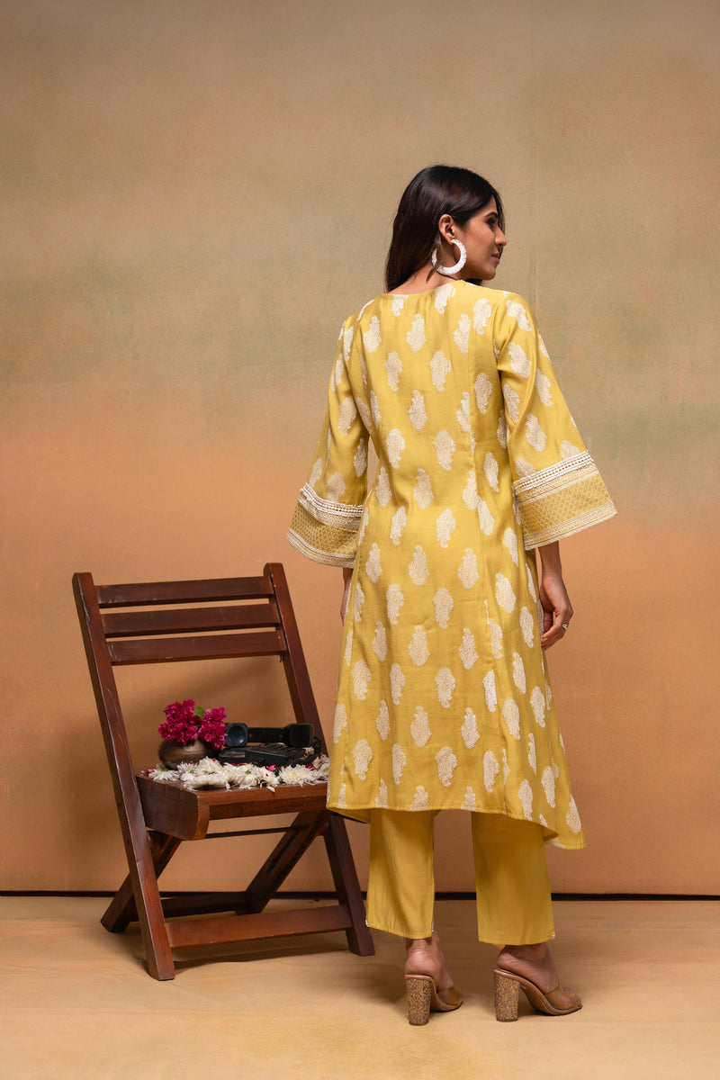 Juniper Viscose Yellow Embroidered Kurta Pant Co-Ordset With Thread Work & Lace
