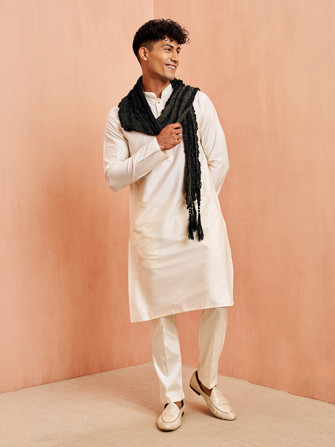 Elegant Black Crushed Dupatta