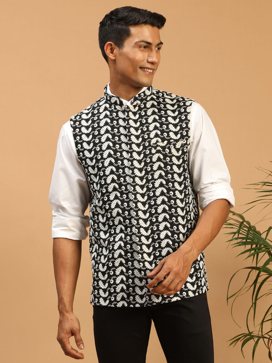 Men Black Chikankari Embroidered Pure Cotton Nehru Jacket