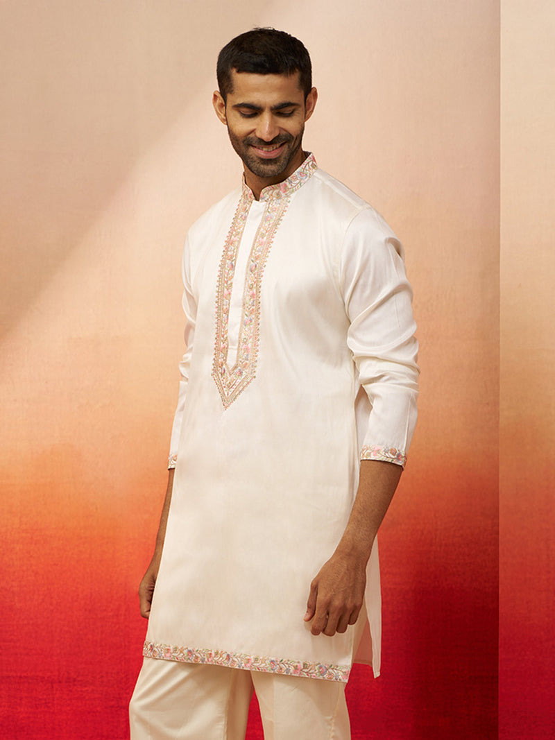 Vastramay Men Off White Silk Embroidered Mid Kurta