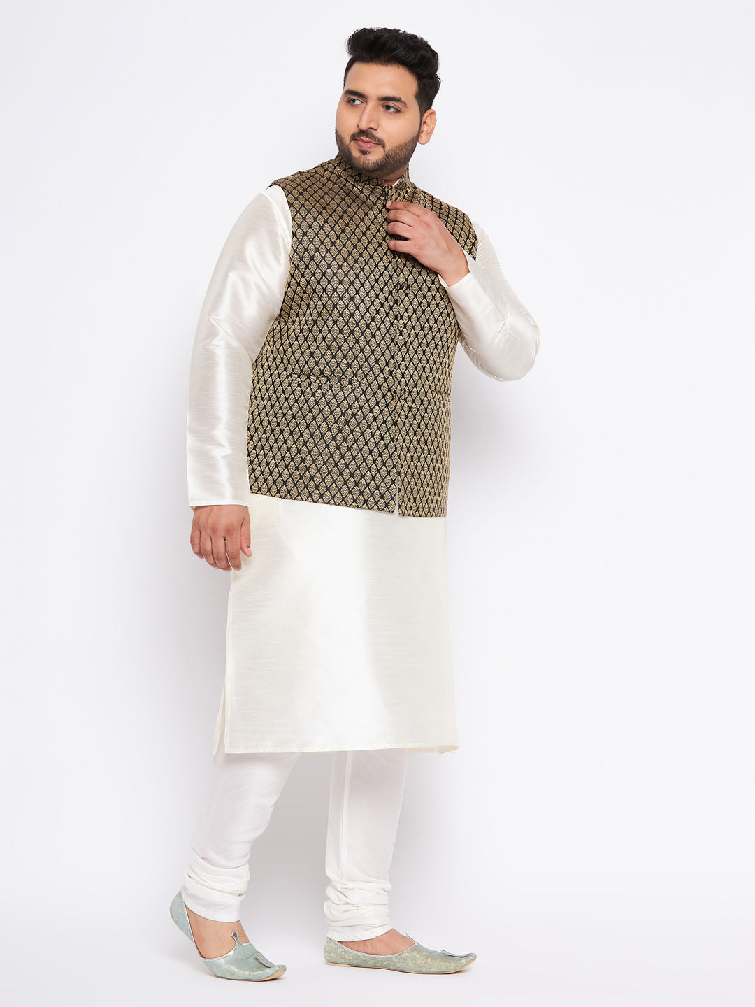Men's Plus Size  Black Ethnic Jacket With Cream Silk Blend Kurta And Pyjama Set