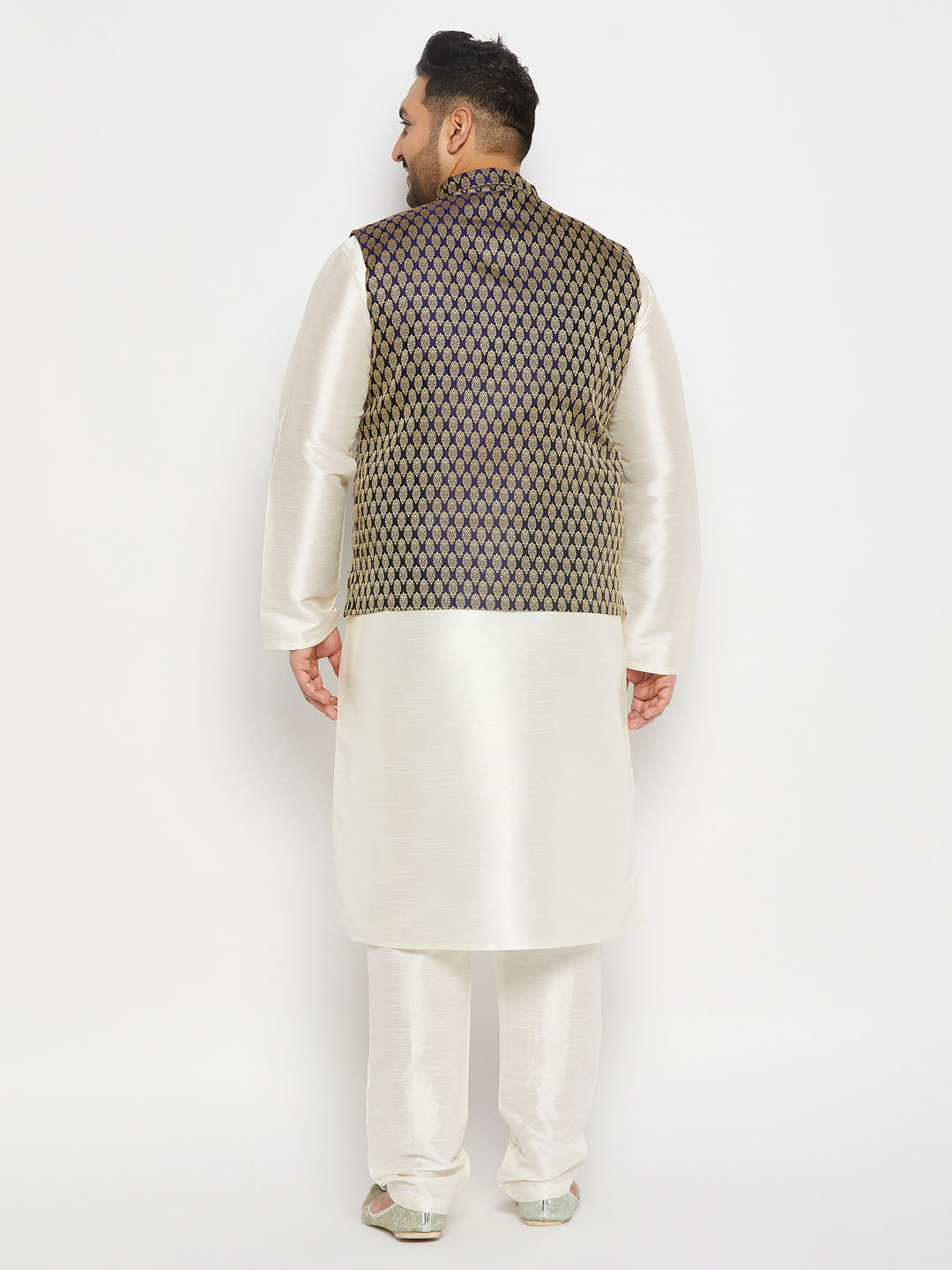 Men's Plus Size Blue Ethnic Jacket With Cream Silk Blend Kurta And Pant Style Pyjama Set