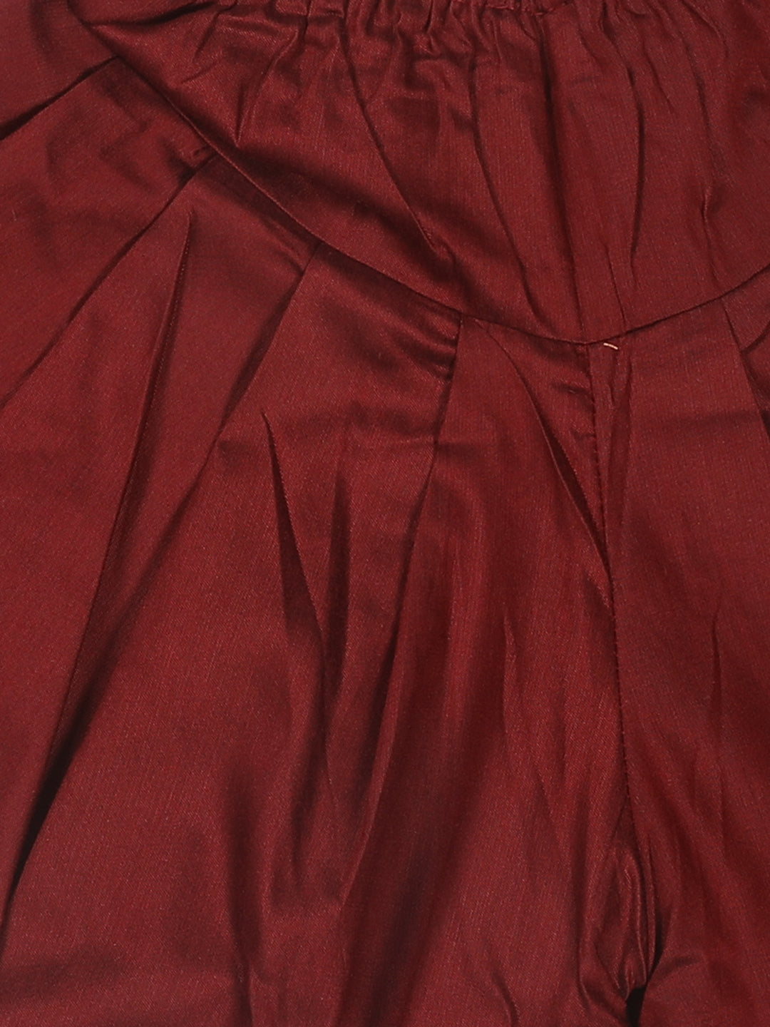 Sishu Boy's Black & Maroon Solid Sherwani Set