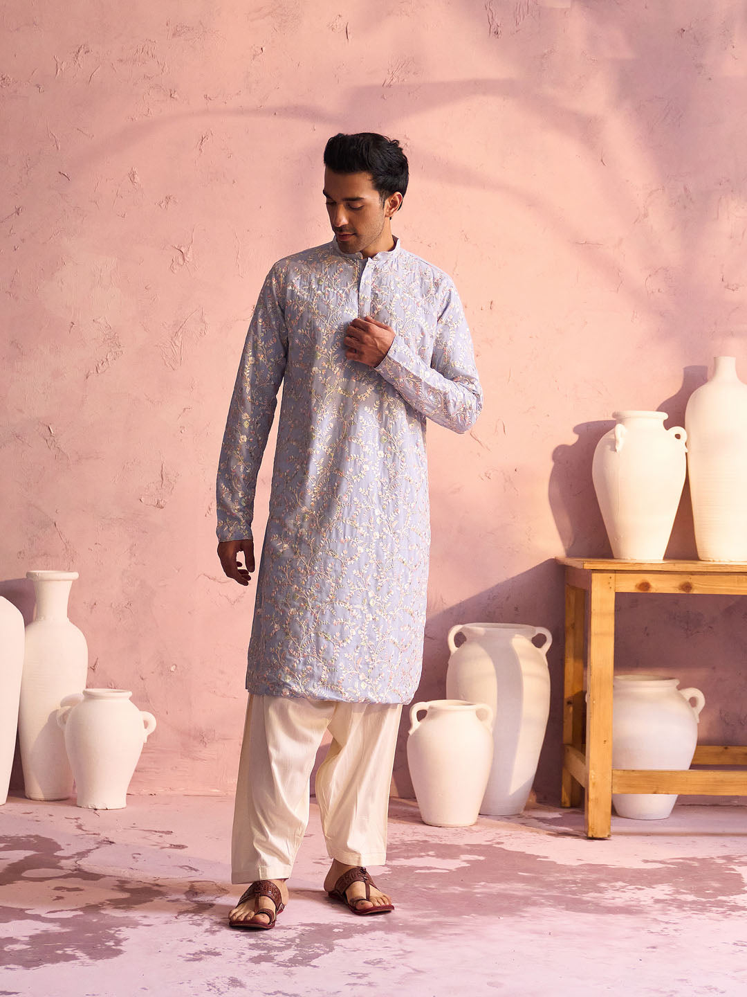 Men's Sky Blue Georgette Floral Motif Embroidered Kurta