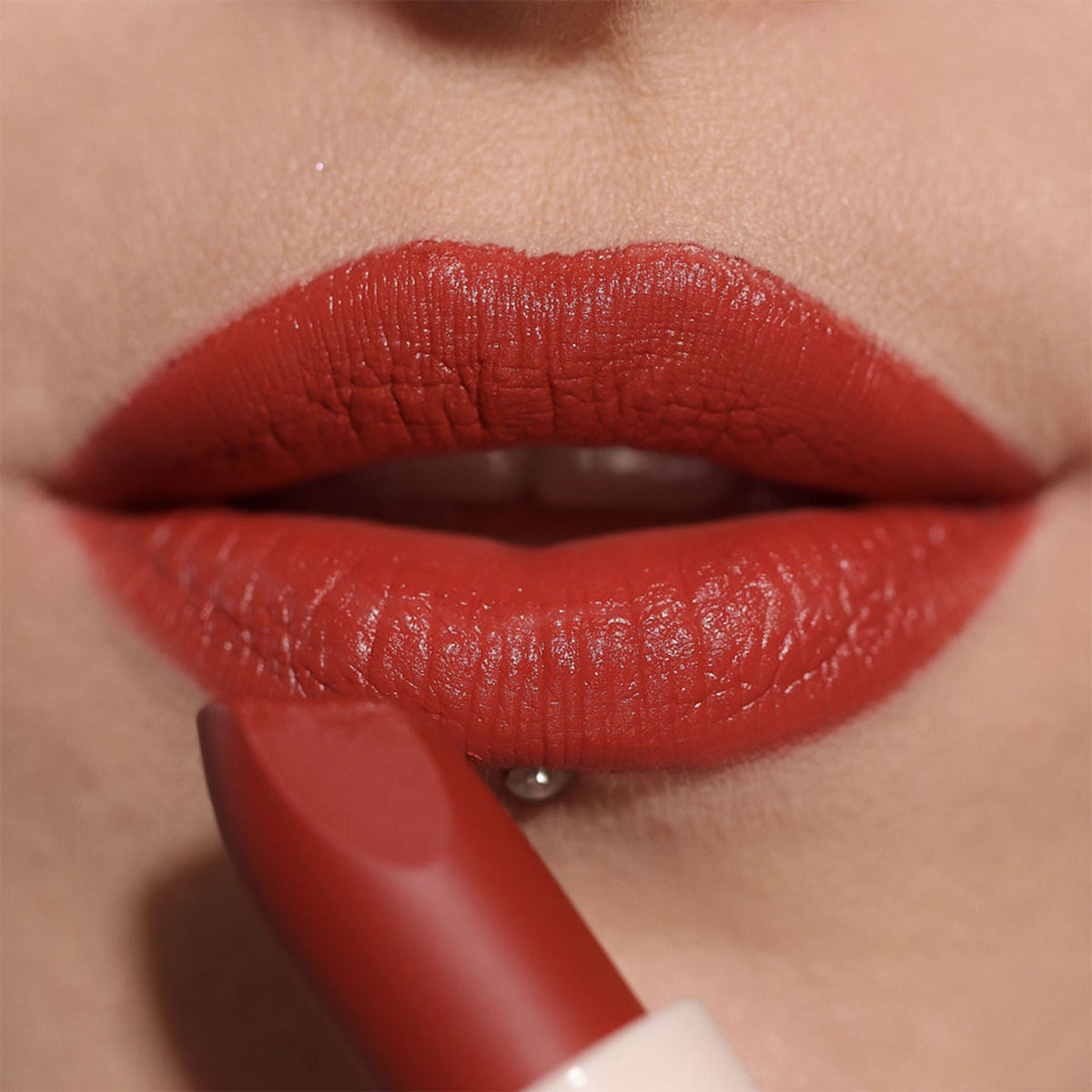 Makeup Revolution Lip Allure Soft Satin Lipstick - Ceo Brick Red