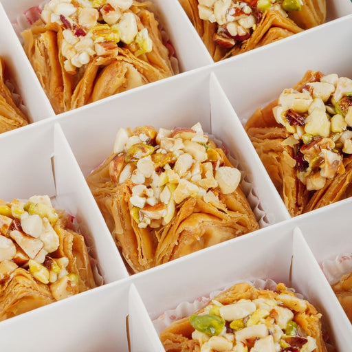 Shree Mithai Mixed Dry Fruit Pyramid Baklava