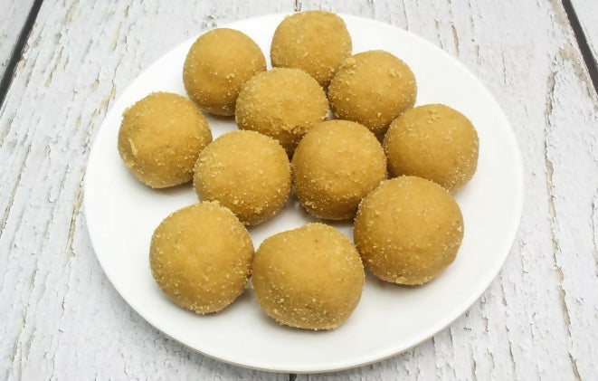 Aggarwal Sweets Corner Besan Ladoo