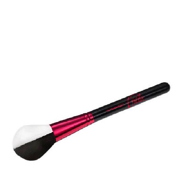 Mac 129S Powder Brush / The Disney Cruella Collection