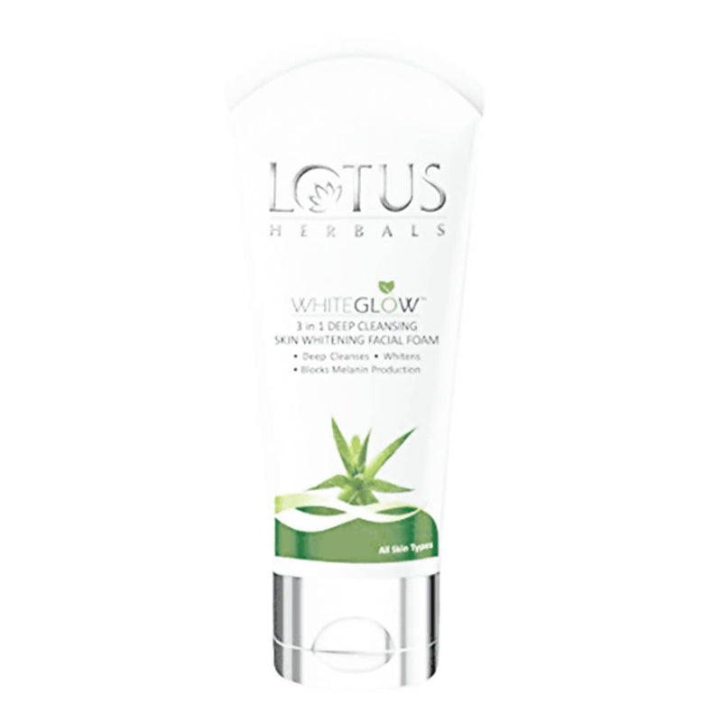 Lotus Herbals White Glow 3 in 1 Deep Cleansing Facial Foam